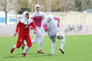 بازی تیم جوانان و بزرگسالان