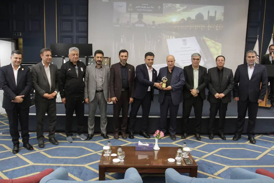 گزارش تصویری/ حضور رئیس فدراسیون فوتبال در سمینار دانش افزایی داوران و‌کمک داوران لیگ برتر