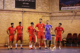 فوتسال بزرگ