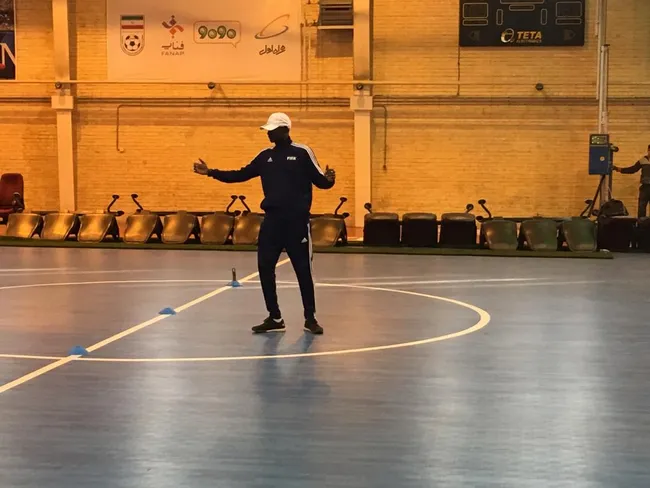 امباکه