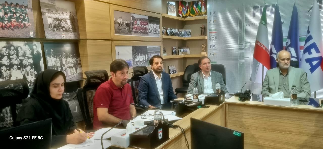در آستانه آغاز لیگ ؛ موارد حقوقی و انضباطی باشگاهها بررسی شد در آستانه آغاز لیگ ؛ موارد حقوقی و انضباطی باشگاهها بررسی شد