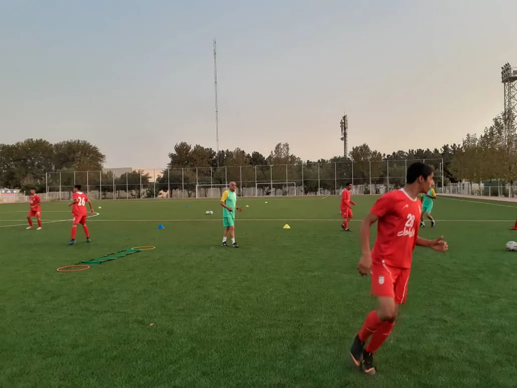 آغاز تمرینات آماده سازی تیم نونهالان
