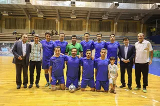 بازی دوستانه