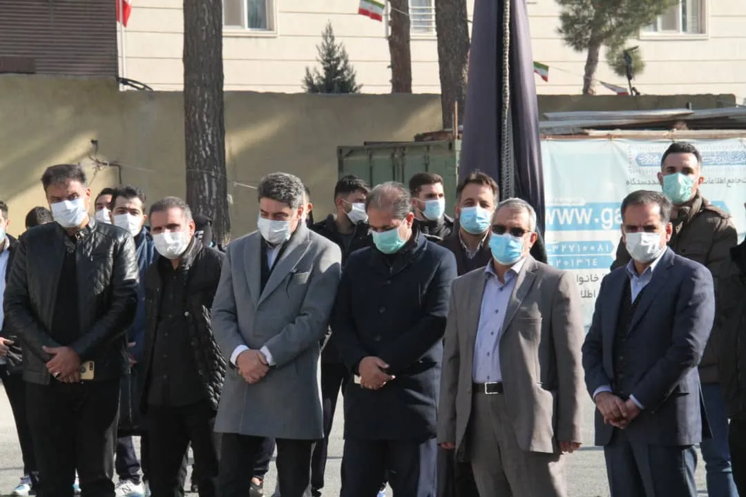 برگزاری مراسم با شكوه غبار روبي و گلريزان شهداي چهارصد دستگاه كرج