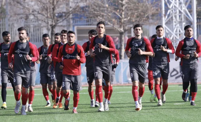 تمرين شاداب تيم اميد در مركز ملى فوتبال
