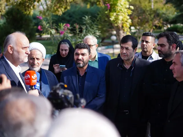 بازدید دکتر دنیامالی و کمیسیون فرهنگی مجلس از مرکز ملی فوتبال
