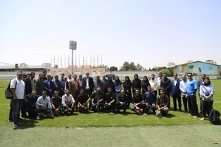 گزارش تصویری/ افتتاحیه ون وار