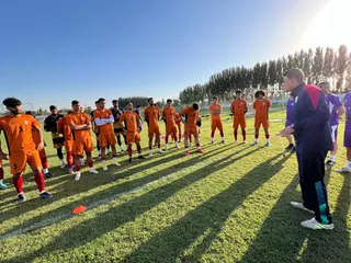 جج