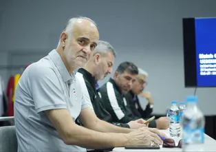 نبی: ایران و ازبکستان باید دنبال تورنمنت‌های مشترک با حضور تیم‌های قدرتمند باشند
