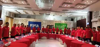 افتتاحیه
