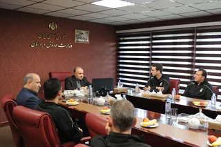 دیدار رئیس فدراسیون و کادر فنی تیم ملی فوتبال با وزیر ورزش و جوانان