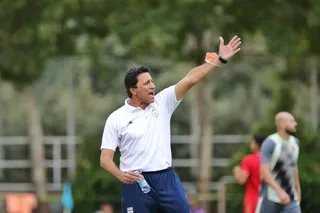 مس