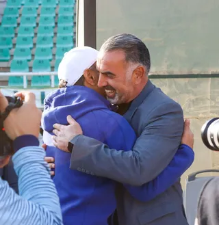 هوادار