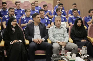 آموزش