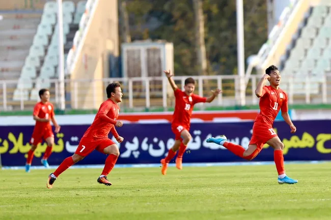 عكس