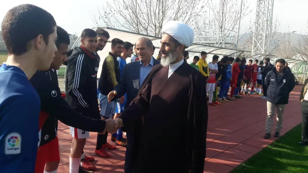 بازدید معاون فرهنگی قوه قضاییه از تمرین تیم ملی فوتبال جوانان