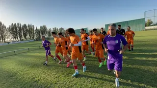 جج