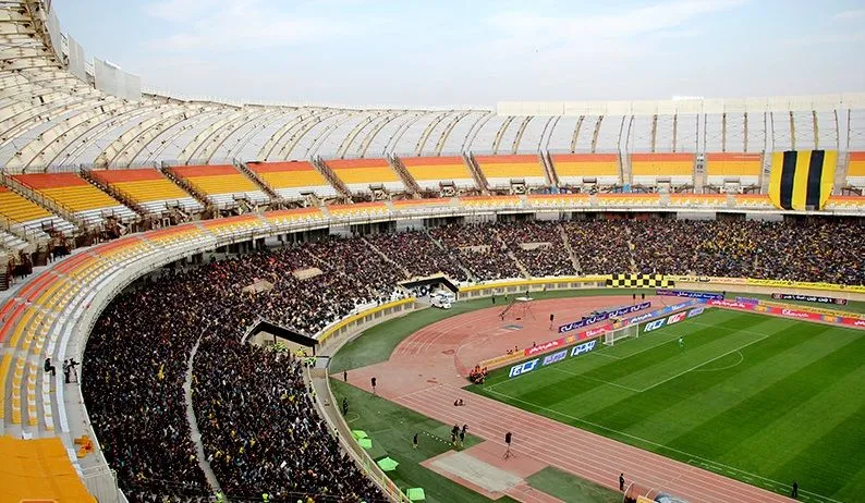 ورزشگاه نقش جهان به طور مساوی در اختیار سپاهان و پرسپولیس قرار می گیرد