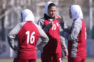 بازی دوستانه تیم های نوجوانان و جوانان بانوان