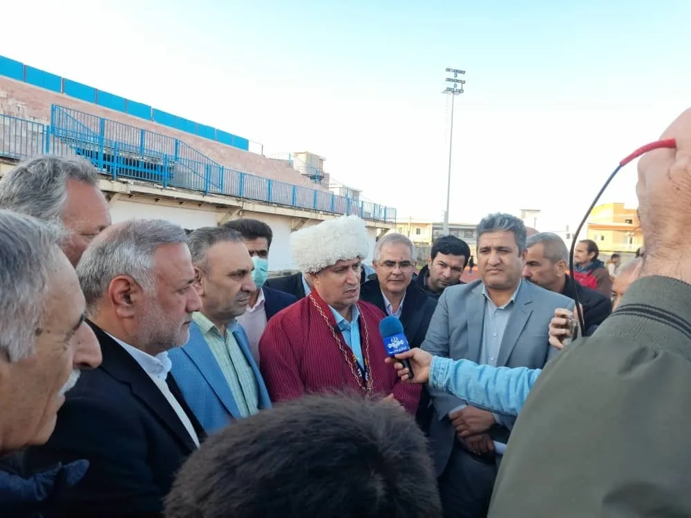 افتتاح چمن مصنوعی استادیوم قاندومی  بندرترکمن با حضور رئیس فدراسیون
