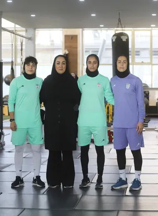 بانوان 