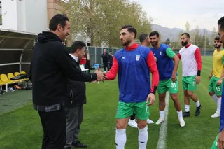 عصر تیم‌ملی