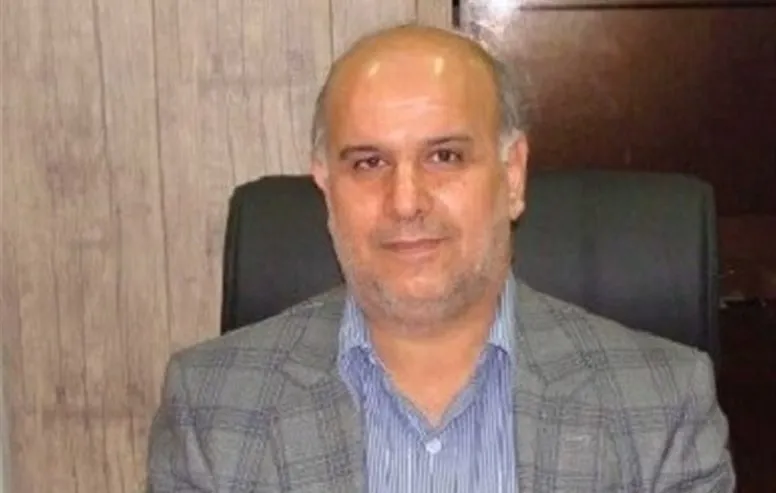 طالقانی: اجرای قانون بر اساس دیدگاههای اعضای مجمع هیات فوتبال قم مورد 
تاکید بود