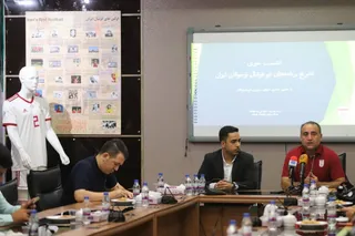 نشست مطبوعاتی عبدی