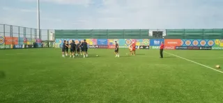 نونهالان 