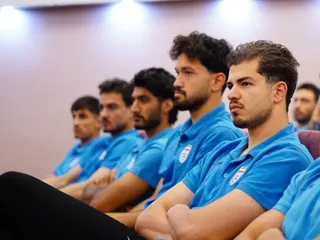 داور