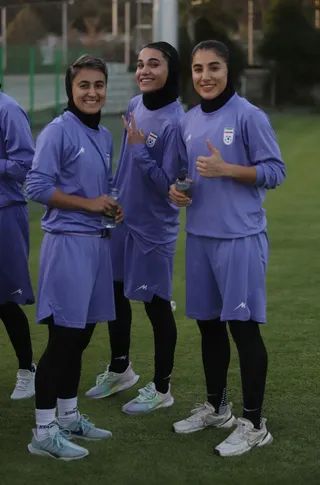 بانوان 