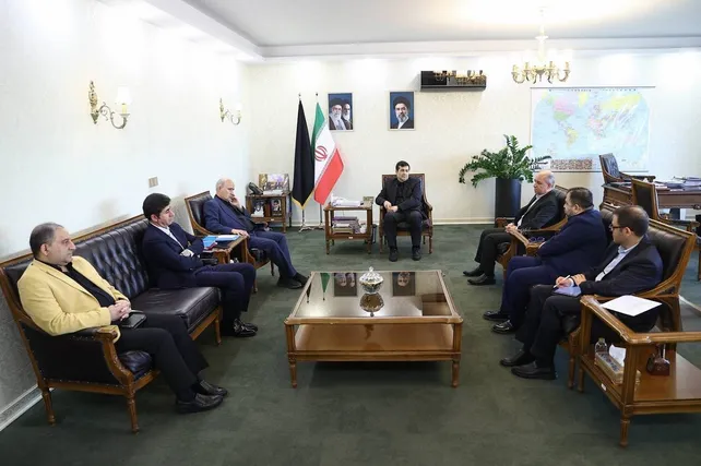 هیأت مشترک فدراسیون فوتبال و چادرملو راهی مقر AFC می‌شود