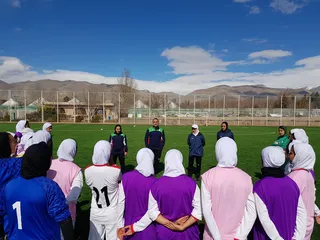 گزارش تصویری تمرین دختران نوجوان