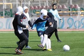 گزارش تصویری روز فوتبال بانوان