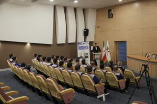 آموزش
