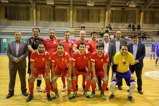 بازی دوستانه