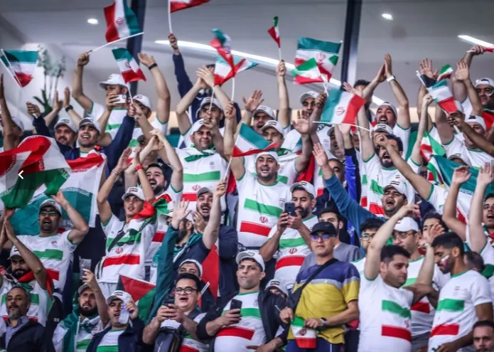 هواداران جام ملت های آسیا 2023  ؛ قطر را روشن کردند