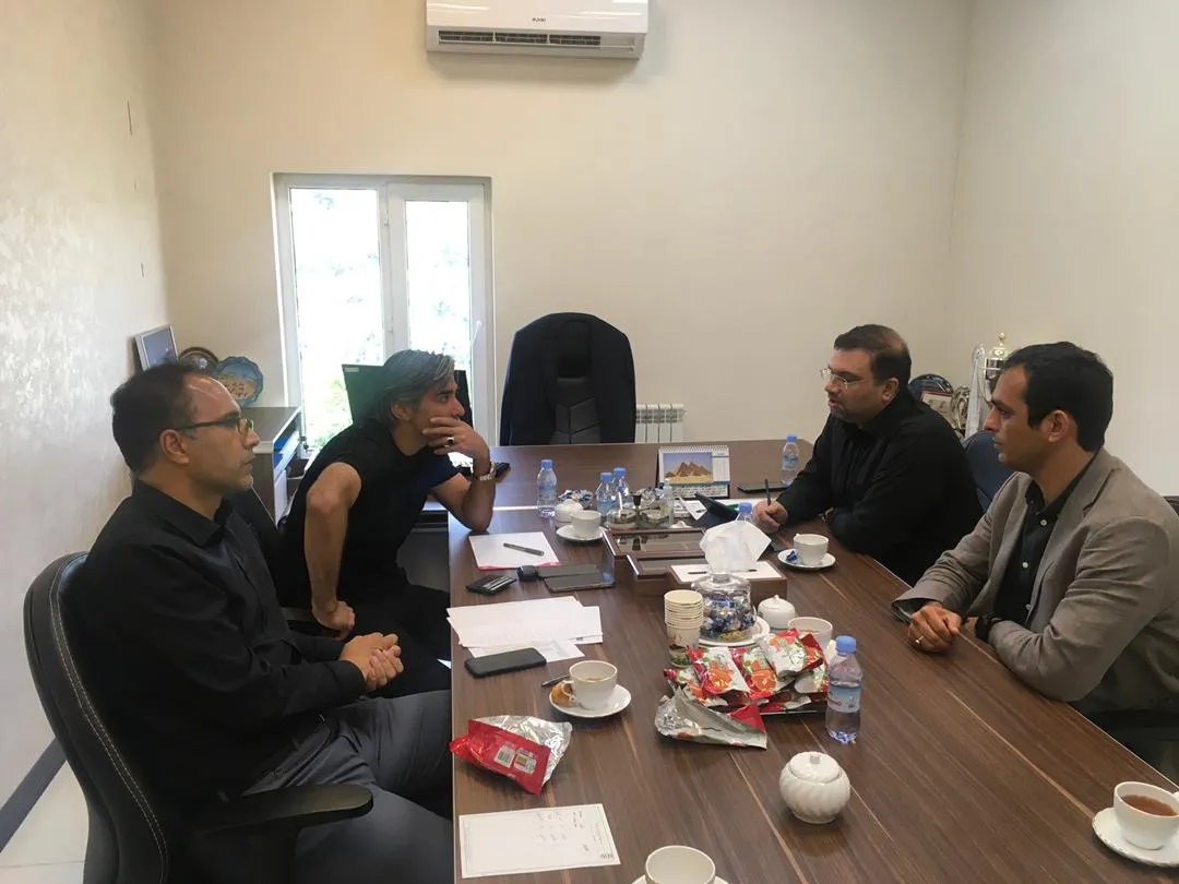 نشست رئیس کمیته فوتسال با سرمربی و مدیر تیم ملی