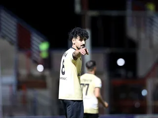 مس