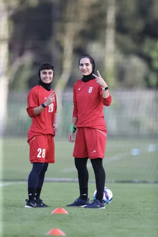 بانوان 
