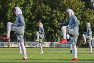 بانوان 1