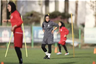 بانوان 
