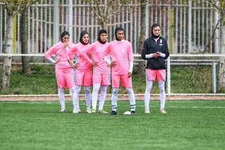 بانوان ۲