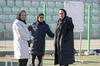 بانوان 
