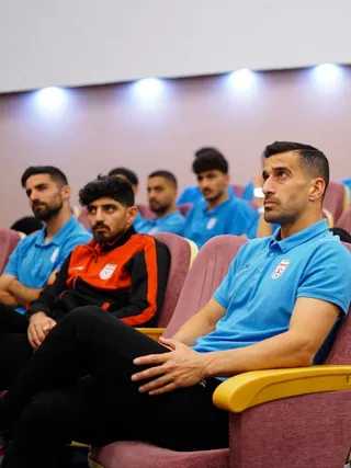 داور