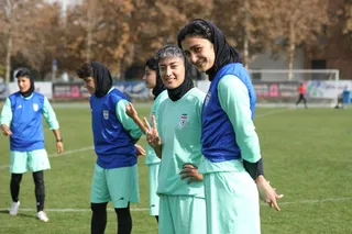 بانوان 