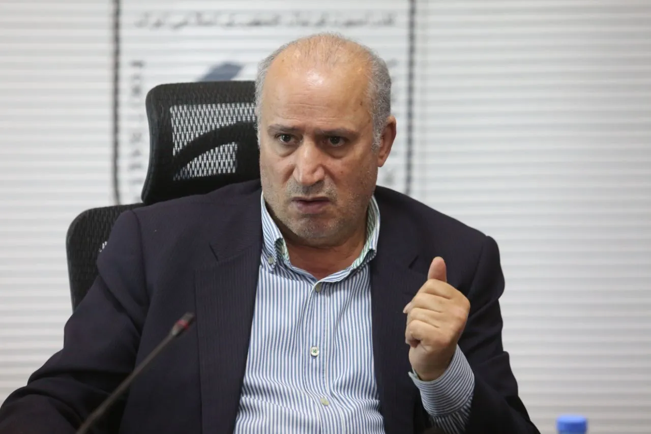 تاج: یک ایرانی هرگز در برزخ قرار نخواهد گرفت