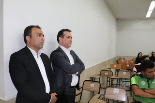 اموزش