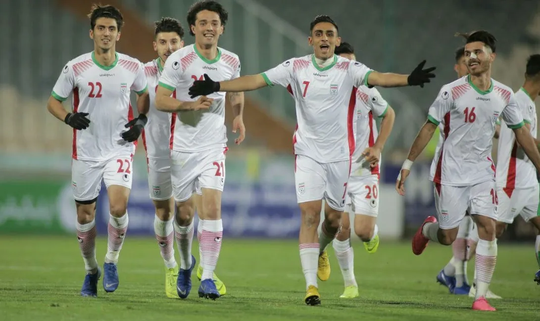 صعود شیرین امیدها در شب بارانی تهران