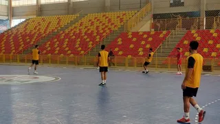 ۸۸۷